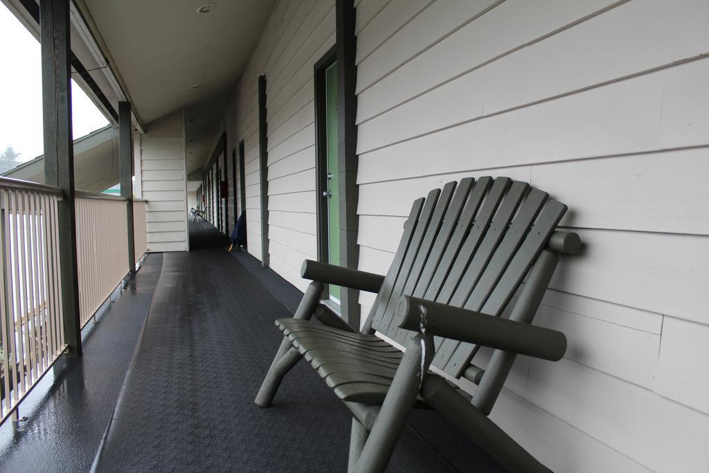Pacific Rim Motel Ucluelet Exterior foto